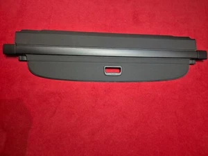 Original Sujetar la Tapa Cubierta Del Maletero Skoda Octavia III 5E9 867 871C - Imagen 1 de 8