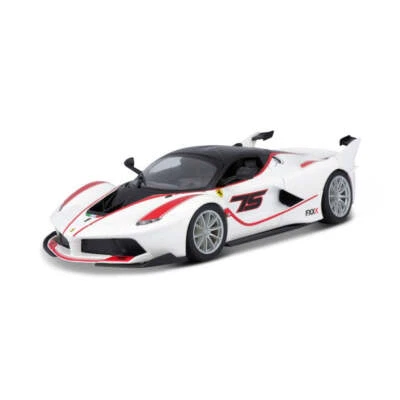 18-26301 Bburago Ferrari Racing - Ferrari FXX K, bianca - Scala 1:24 - Immagine 1 di 4