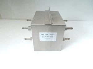 Acotronics F.LL.D4.150A.026.19 Capacitor - Picture 1 of 4