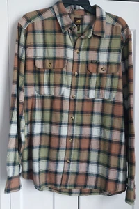 Men's Lee Green Plaid 100% Cotton Flannel Relaxed Fit Long Sleeve Shirt M NWT - Picture 1 of 4