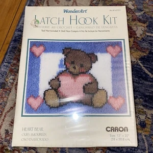 WonderArt Latch Hook Kit 15 x 20 Teddy Bear w/ A Heart Nursery Decor New Sealed - Picture 1 of 2