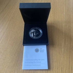 2008 Royal Mint Commemorating Past, Embracing Future Medal Issue COA (26444) - Picture 1 of 6