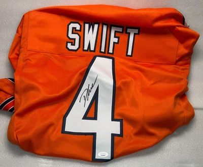 Camiseta deportiva autografiada por D’Andre Swift firmada por la JSA Chicago Bears naranja Foto 1 de 2