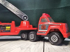 De colección 1978 • TONKA Bomberos 9 • Camión Cultivador Gancho N Escalera • Juguetes de Metal Años 70 - Imagen 1 de 15