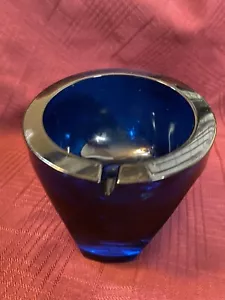 COBALT BLUE extremely heavy ART GLASS ASHTRAY...Art Deco Design - Picture 1 of 7