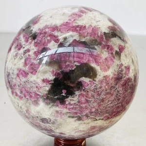 Pietra cristallo quarzo tormalina rossa naturale sfera guarigione 2960G - Foto 1 di 12