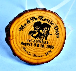 First Year Pin of Ma & Pa Kettle Days Annual Celebration, Kettle River, MN 1985 - Picture 1 of 4