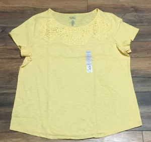 Croft & Barrow Yellow T-Shirt Short Sleeve with Lace Overlay around the neck - Picture 1 of 2