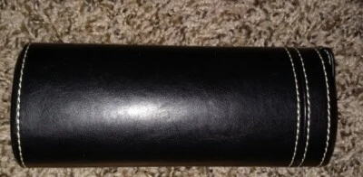 NUEVO SIN ETIQUETAS ESTUCHE RÍGIDO NEGRO OVALADO CON ESPEJO Foto 1 de 4