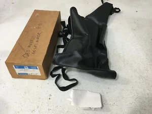 GM NOS 1995 1996 Geo Metro Hood Cover Nose Mask 12370310 - Picture 1 of 11