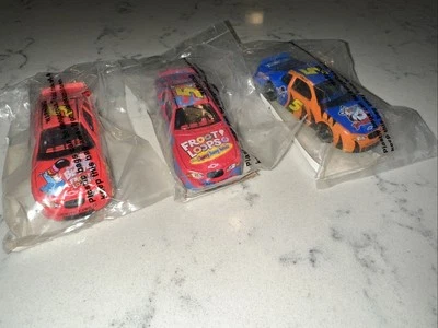 Lote 3 Diferentes Cereales Kellogg's PROMOCIÓN POR CORREO Nascar Diecast Race Car 2001 SELLADO Foto 1 de 4