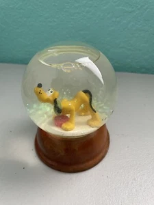 Vintage Disney The First Edition Crystal Snow Globe Collection PLUTO - Picture 1 of 7