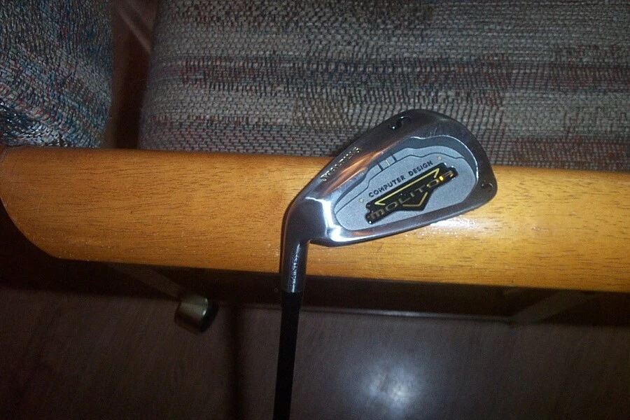 BRAND NEW Spalding Molitor Sand Wedge  SW   Graphite shaft LH  - Image 1 of 2