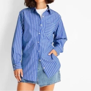 🔖 FUTURE COLLECTIVE Kahlana Barfield Brown Shirt Size XS Blue White Stripe Rare - Picture 1 of 11