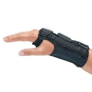 Ortesis de muñeca Comfort Cool con anillo en D - Imagen 1 de 1