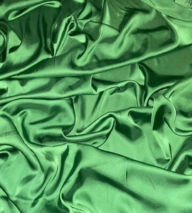 1 meter emerald green silky lightweight charmeuse satin dress fabric 58”wide - Picture 1 of 5