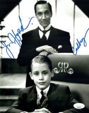 JONATHAN HYDE Signed 8x10 RICHIE RICH Cadbury Autograph JSA COA Cert