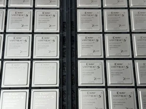 1PCS XC5VSX95T-2FFG1136I BGA1136 Programmable Logic IC Chip XC5VSX95T-FFG1136 - Picture 1 of 1