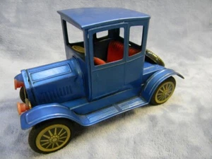 1/16 SCALE VINTAGE BANDIA 1920'S FORD MODEL "T" JAPANESE TIN BLUE FRICTION CAR - Picture 1 of 11