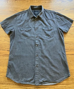 CAMISA NEGRA SPRINGFIELD MANGA CORTA ESTILO DENIM M APROX 21” PTP BOLSILLOS EN EL PECHO - Imagen 1 de 3