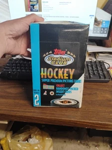 1993-94 Topps Stadium Club Series 2 Hockey S. Prm. Factory Sealed Packs/Boxopen - Picture 1 of 13