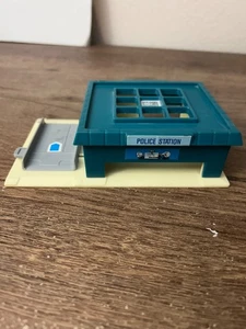 1988 Mattel Hot Wheels Mini Police Station #2756-2118 - Picture 1 of 3