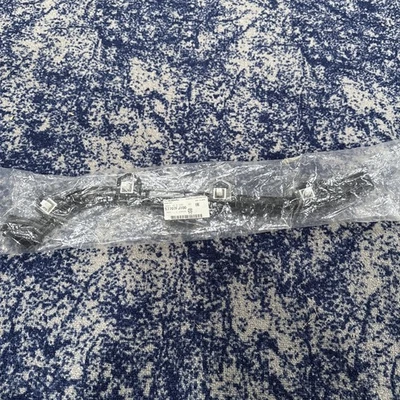 🚨Soporte lateral derecho parachoques trasero derecho Subaru Impreza sedán OEM 2012-2016 57707FJ100 Foto 1 de 2