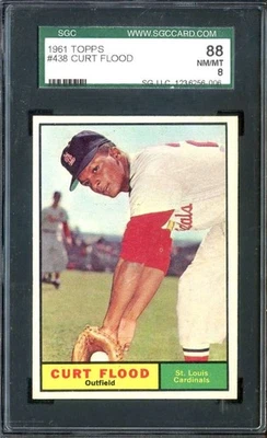 1961 TOPPS #438 CURT FLOOD SGC 8 CARDINALS *DS15476 - Image 1 of 2