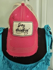 Gorra de béisbol vintage rústica country (día bebiendo) rosa ajustable nueva con etiquetas - Imagen 1 de 3