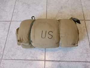 U.S. WW2 VERY NICE WW2 COLD WEATHER SLEEPING BAG PERFECT - Picture 1 of 4