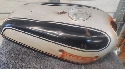 YAMAHA R5 FUEL TANK - Image 1 of 4