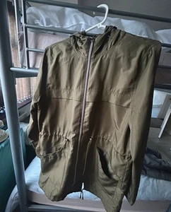 PRIMARK CARKY GREEN RAIN COAT LIGHTWEIGHT WITH POCKETS - Picture 1 of 1