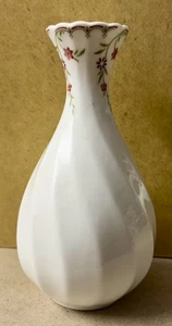 Wedgwood Pink Garland Bud Vase 5.5” Cottage Core Romantic - Picture 1 of 6