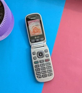 Vintage cell phone flip for collection Pantech Breeze III p2030 2011 year - Picture 1 of 5