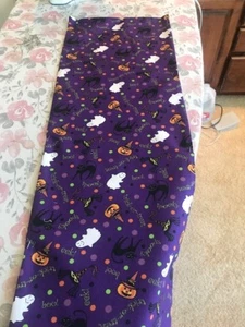 Hecho a medida con Longaberger púrpura tela HALLOWEEN CORREDOR DE MESA dif longitud/ancho - Imagen 1 de 1