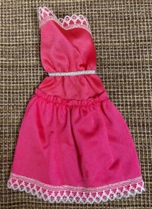 Vintage/Retro Mattel 1983 Barbie Fashion Fun Pink Strapless Dress #4805 - Picture 1 of 3