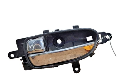 Оригинальная задняя левая внутренняя дверная ручка Nissan Maxima 2009–2014 годов выпуска 80672-9N00A - Изображение 1 из 3