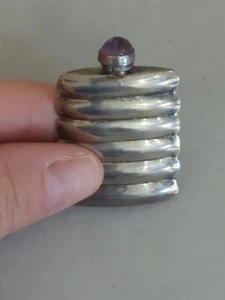 VINTAGE SIGNED ORMEX MEXICAN STERLING SILVER  PERFUME BOTTLE WITH AMETHYST TOP - Picture 1 of 6