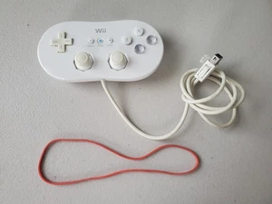 White Classic Controller Nintendo Wii RVL-005 Pro OEM Genuine Official Authenti! - Foto 1 di 2