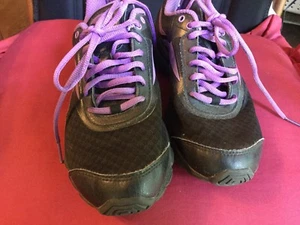Reebok Shoes RUNTONE women’s  Sz 5.5 Sneakers Black/Purple - Picture 1 of 6