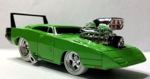MUSCLE MACHINES 1969 DODGE CHARGER DAYTONA WHITE TIRE 1:64 69 CHARGER --- - Picture 1 of 4
