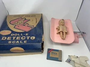 Vintage Amsco Doll Detecto Scale Doll-E Baby & Empty Diaper Box Rare 1950’s Pink - Picture 1 of 23