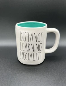 Tazza RAE DUNN Apprendimento a Distanza Specialista Collezione Artigianale. OTTIME CONDIZIONI! - Foto 1 di 6