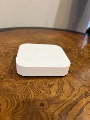 Apple A1392 AirPort Express Base (2nd Generation) 4-Port Router - Image 1 of 4
