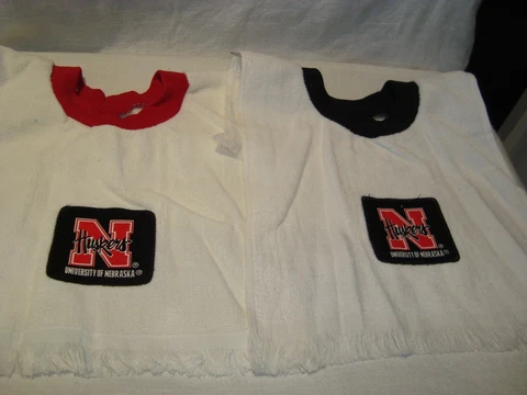 University Nebraska Cornhuskers Crafted Handmade/Tea Towel Children's/Baby Bib Cover