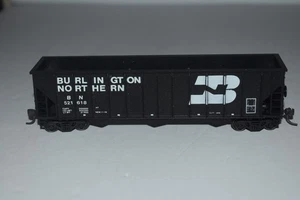 Tramoggia a 3 baie Burlington Northern scala HO senza marchio 521618 C54063 - Foto 1 di 2