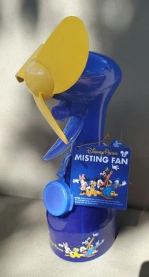 Walt Disney Parks Misting Water Bottle Fan - Blue with Lanyard Foto 1 de 4