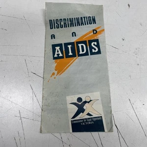 ORIGINAL RETRO VINTAGE Medical Health Brochure Discrimination And AIDS Victoria - Bild 1 von 5