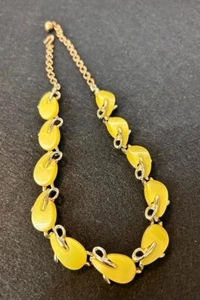 Gorgeous! Vintage! 16" Yellow Gold-Tone Necklace! 0425-16 - Picture 1 of 2