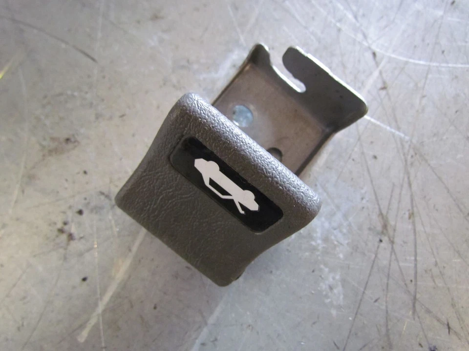 Subaru Baja Turbo EJ25 2006 capó mango de liberación Foto 1 de 1